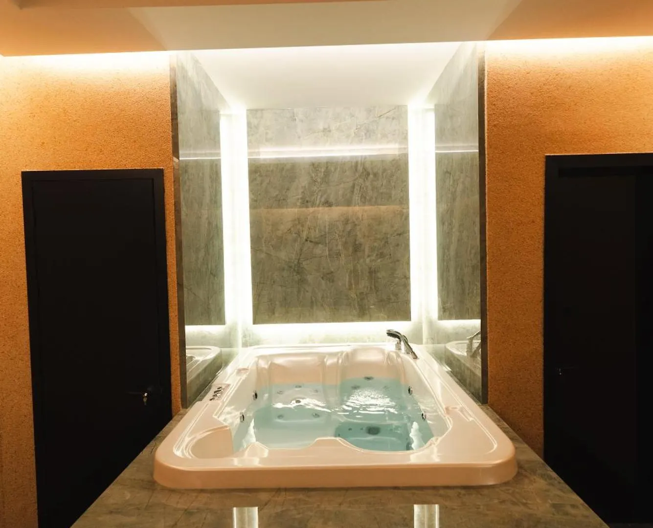 Stillo Business Hotel Aliaga 0*,